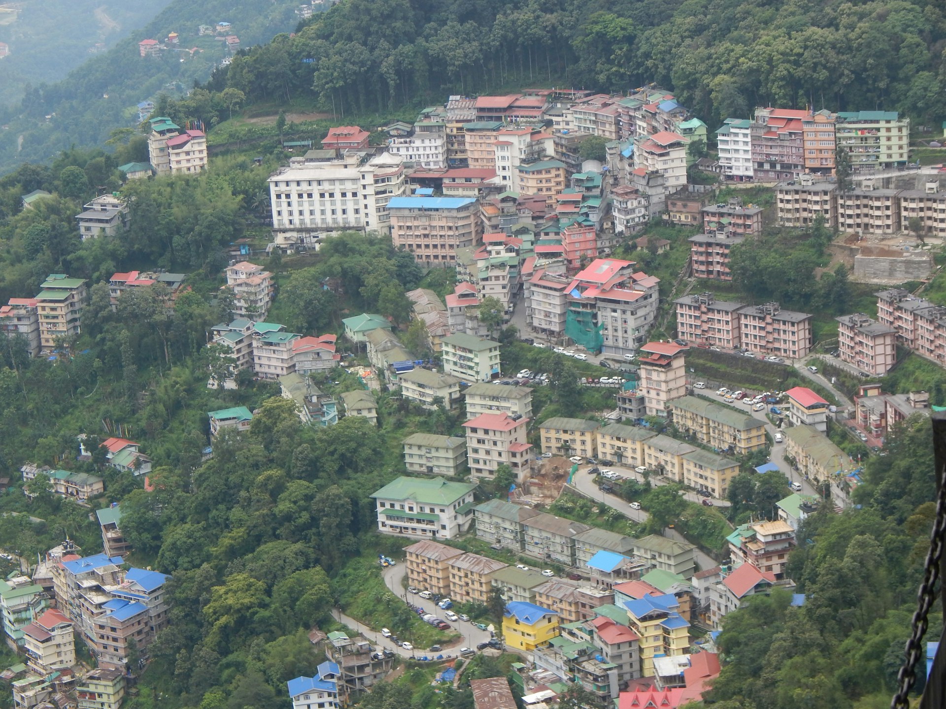 a city with many buildings