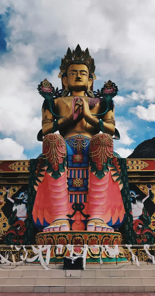 unsplash_djklVIWePL0_Shanti Stupa.webp.jpg.jpg.jpg