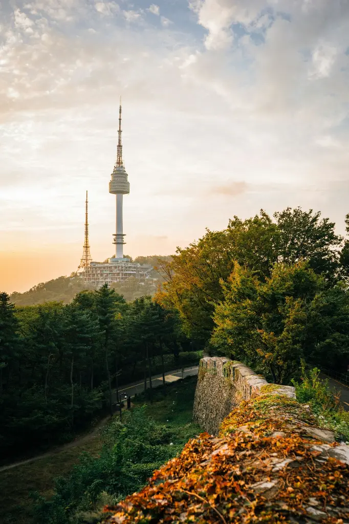 unsplash_ku9Ftte6Ymo_cable car.webp.jpg.jpg.jpg