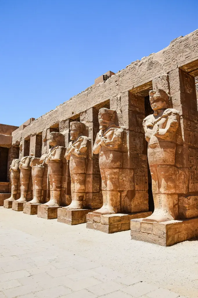 unsplash_JZUhTNePpqo_three Pyramids of Cheops.webp.jpg