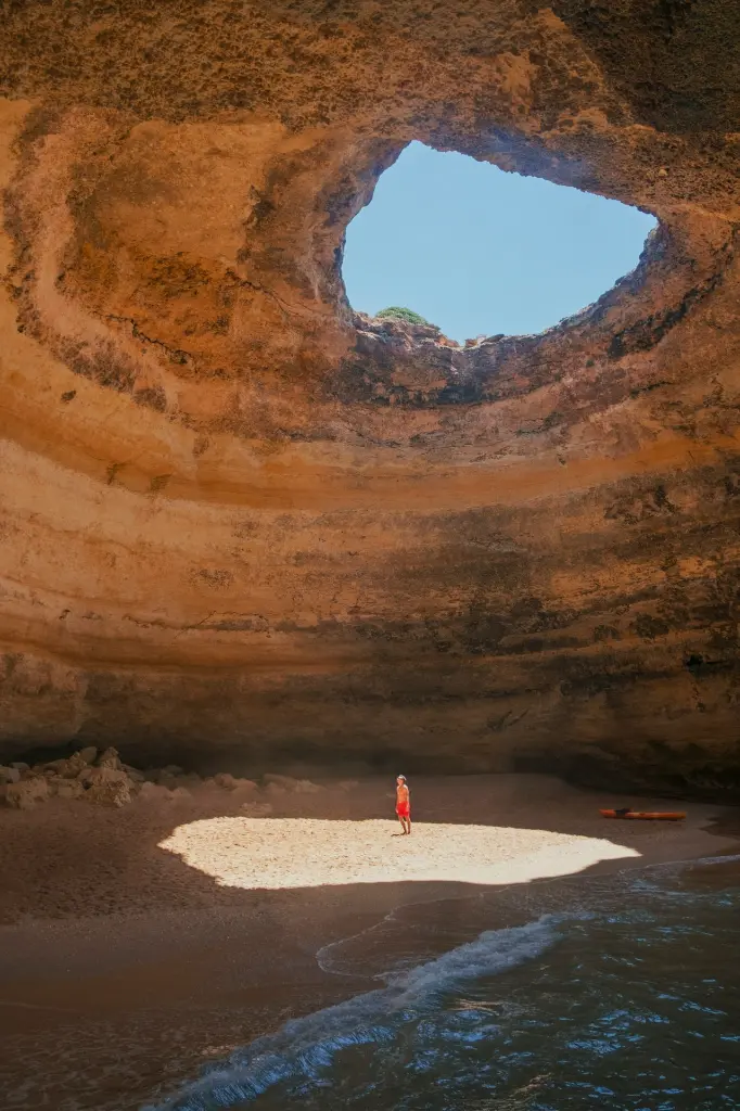 unsplash_Cz8gFHIbYoA_Faro.webp.jpg.jpg