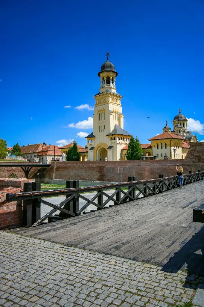 unsplash_Xk4c0t81cjw_Romania.webp.jpg