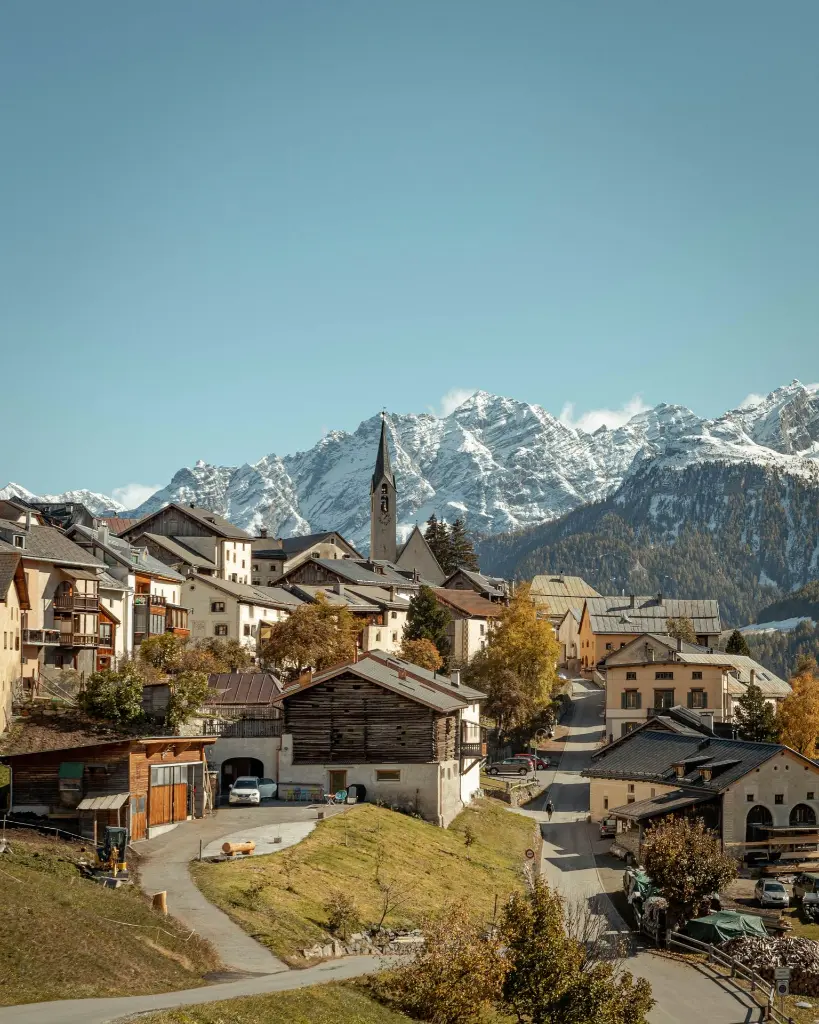 unsplash_pT7Zg368Sks_Switzerland.webp.jpg