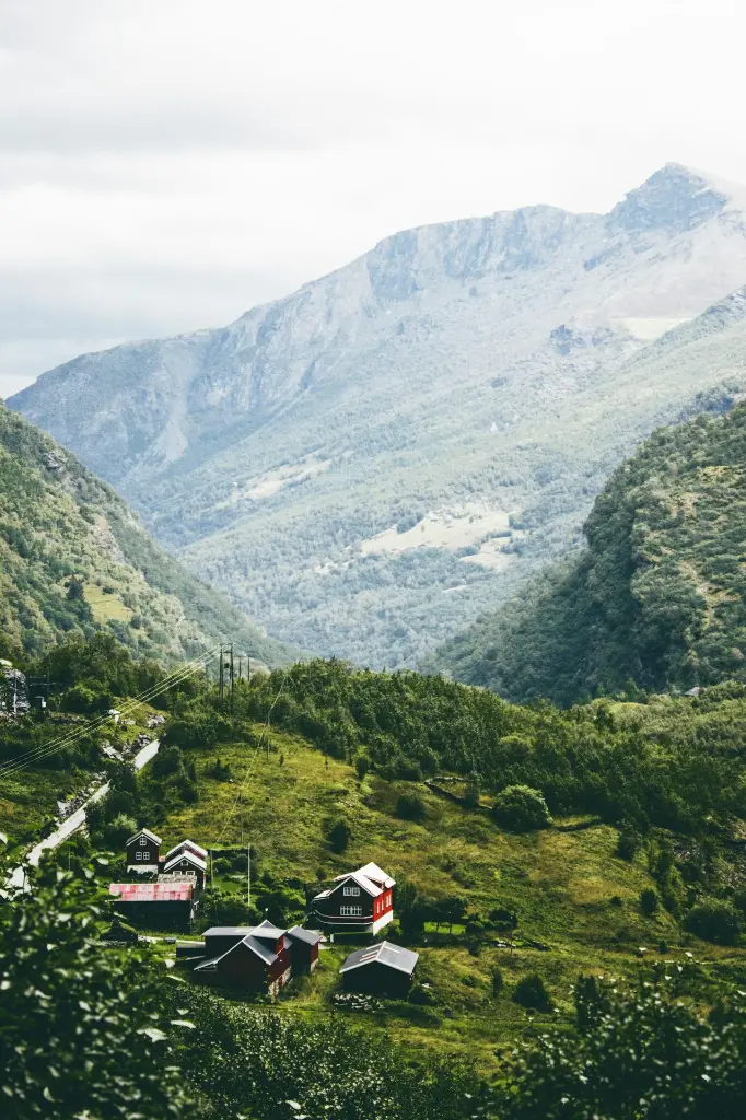 unsplash_AJWLydDjU1E_NORWAY .webp.jpg.jpg