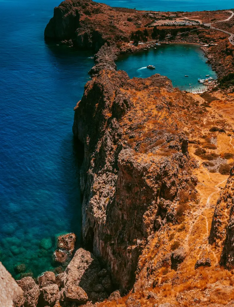 unsplash_ubCp3fN7md0_KALAMBAKA.webp.jpg.jpg.jpg.jpg.jpg.jpg.jpg.jpg