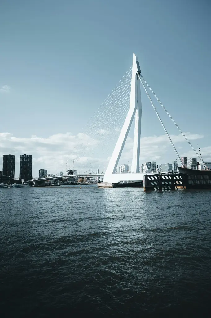unsplash_ipfH8tKPT3o_NETHERLANDS.webp.jpg.jpg.jpg.jpg
