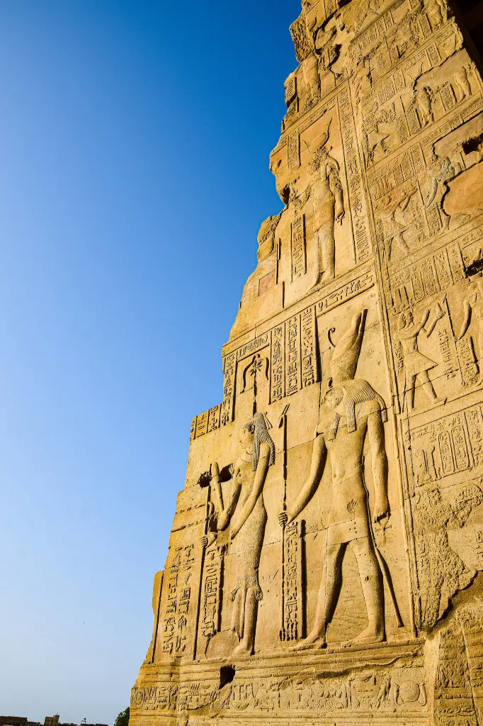 unsplash_iZ4ovR8-jF8_ASWAN.webp.jpg.jpg