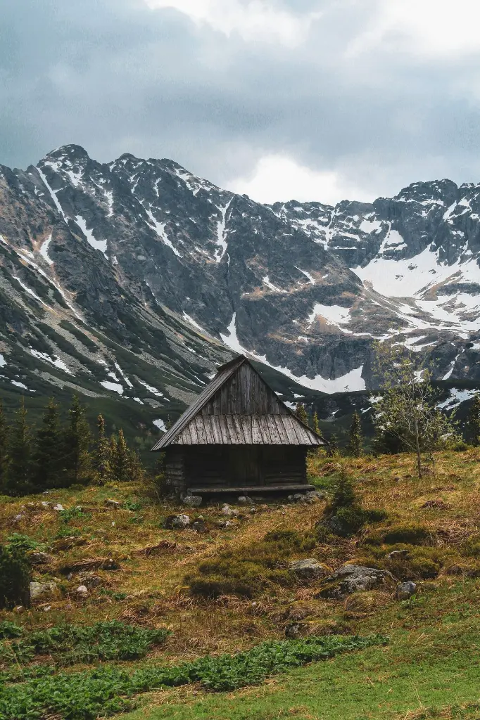 unsplash_vr8yR42R9tk_Poland.webp.jpg.jpg