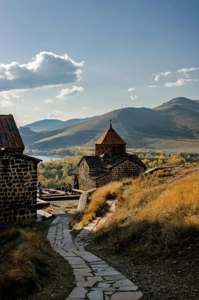 unsplash_mhRqFbDVzJE_Armenia.webp