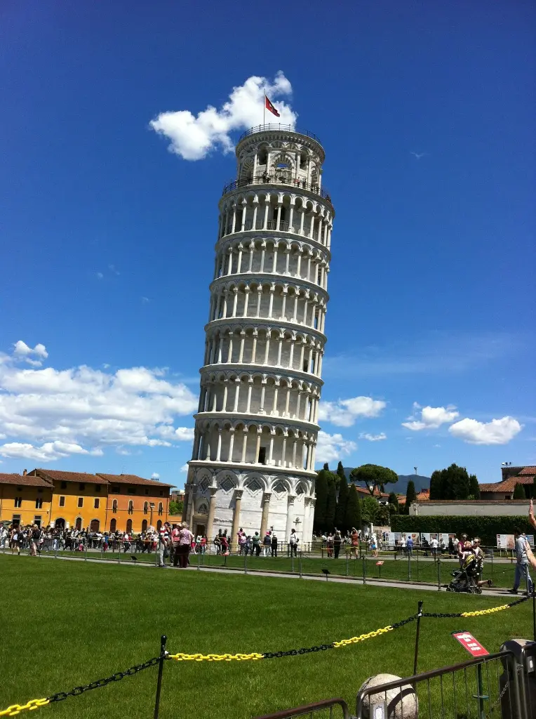 unsplash_X7siVBrDE8k_ROME.webp.jpg.jpg.jpg.jpg.jpg