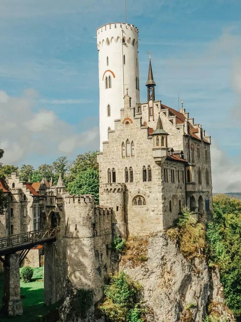 unsplash_Trg3YuBSxFA_LIECHTENSTEIN .webp