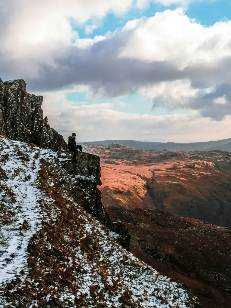 unsplash_7HuK1tKtqfY_United Kingdom.webp.jpg.jpg.jpg.jpg.jpg.jpg.jpg