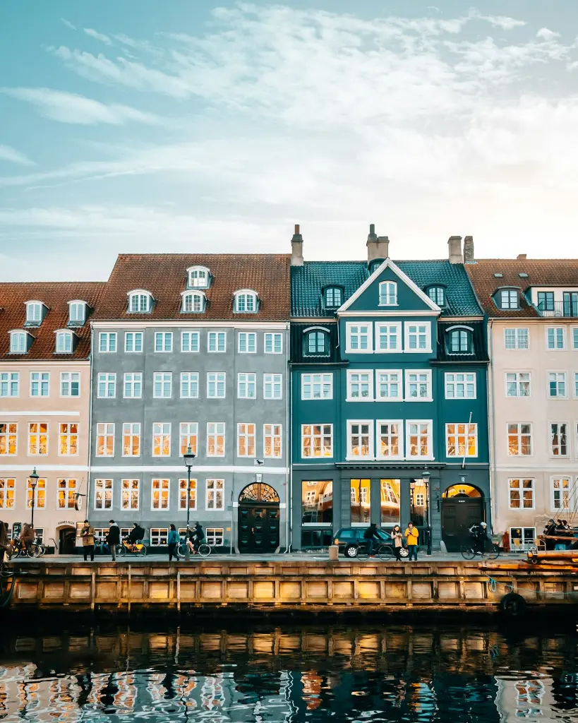 unsplash_aB2EUX8_Lkg_BERLIN.webp.jpg