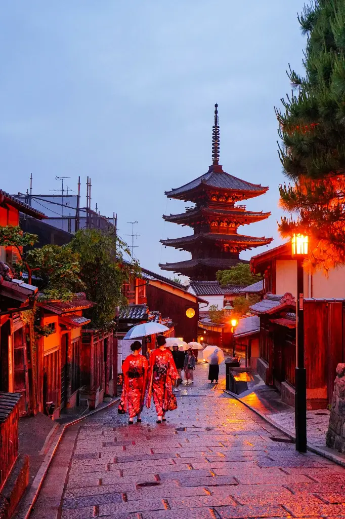 unsplash_Qiw63GpWN6w_TOKYO.webp.jpg.jpg.jpg.jpg.jpg.jpg.jpg
