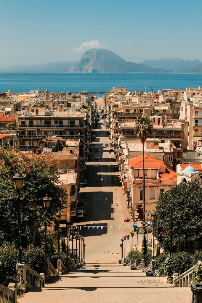 unsplash_3Fyn2J_sdFI_ATHENS.webp.jpg