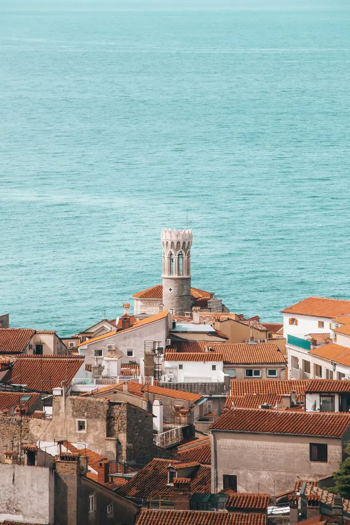 unsplash_pP8NcLedRi4_Slovenia.webp