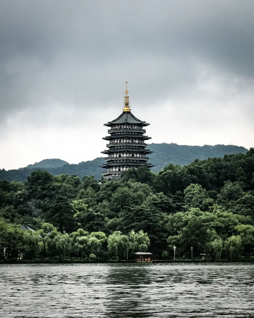 unsplash_HdWb14i41l4_China.webp.jpg.jpg.jpg