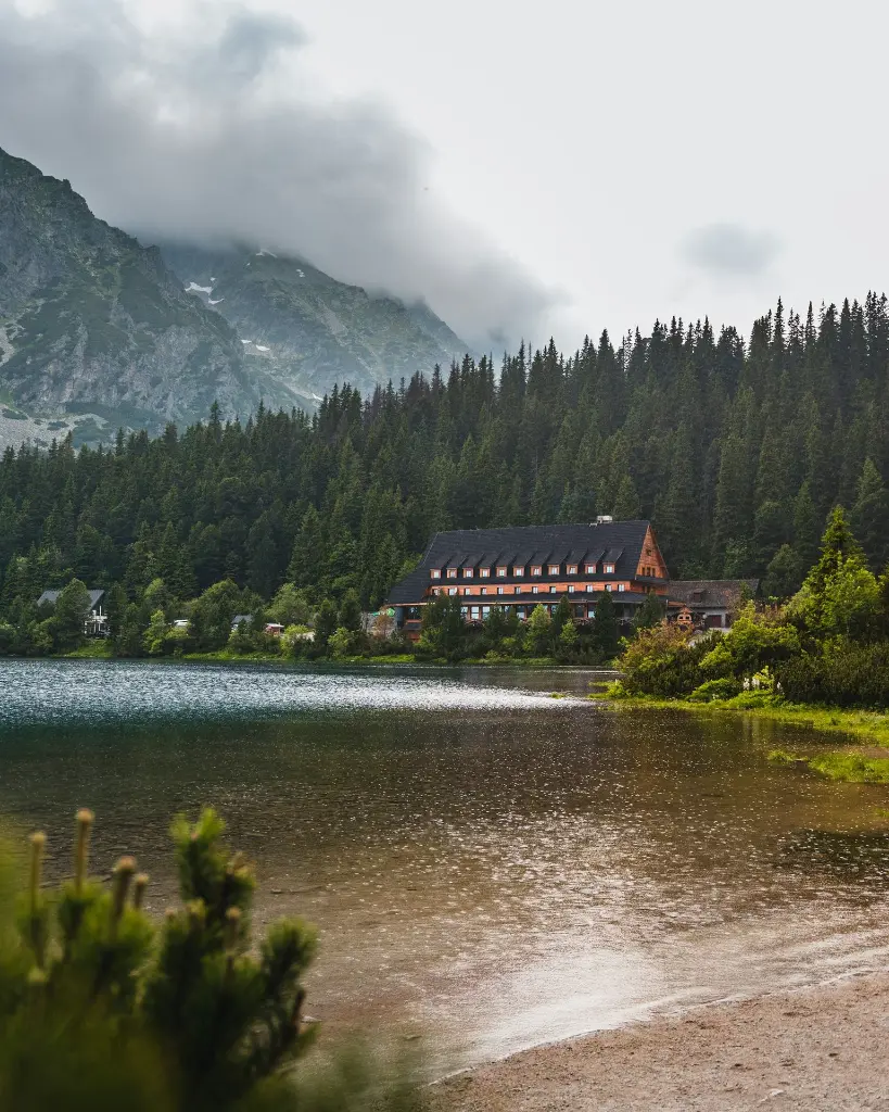 unsplash_6nf6il-Vvho_Slovakia.webp.jpg.jpg.jpg.jpg.jpg