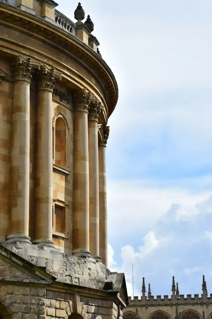 unsplash_m8_K0NhwFmM_England.webp.jpg.jpg.jpg.jpg.jpg.jpg.jpg.jpg.jpg.jpg.jpg