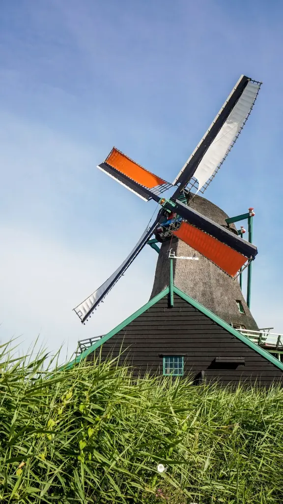 unsplash_KAVSax_G9R4_NETHERLANDS.webp.jpg