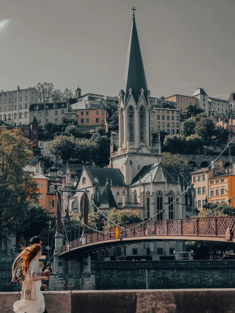 unsplash_7tXcKP5dTPU_BEAUNE.webp.jpg