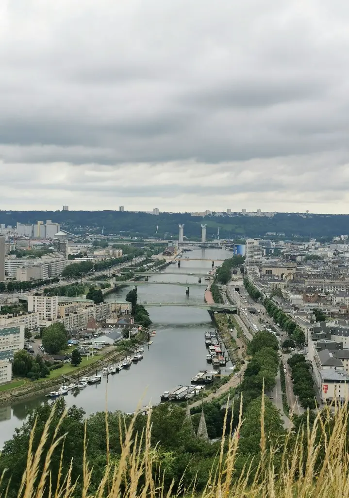 unsplash_6FPNSn6Dl_s_PARIS.webp.jpg
