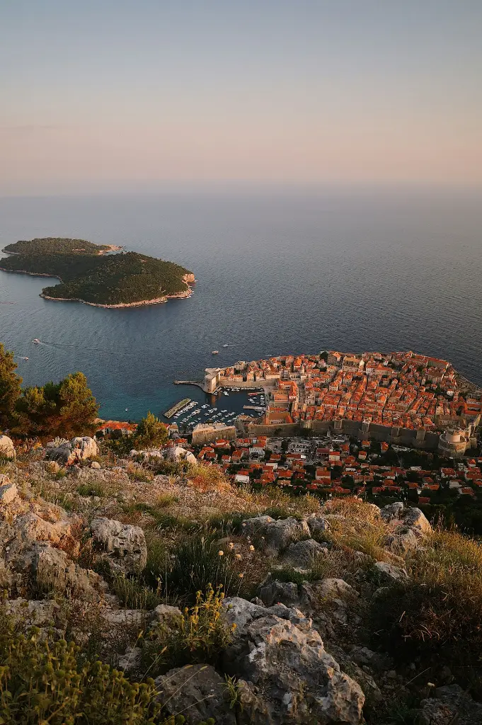 unsplash_dj7uLdSaAck_Athens.webp.jpg.jpg.jpg.jpg