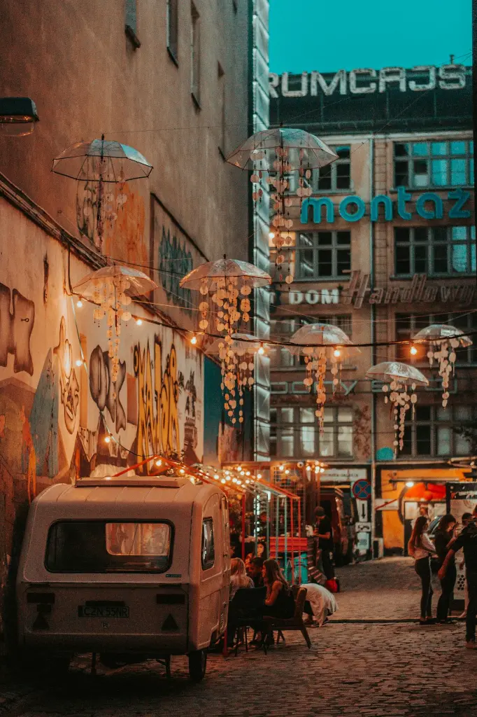 unsplash_iY4ZfEzaH7I_Poland.webp.jpg