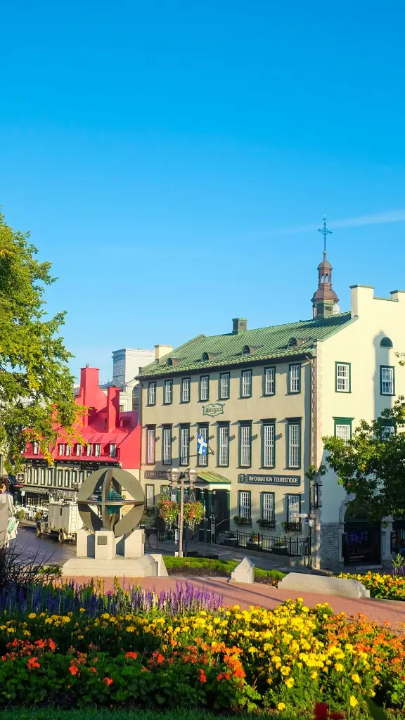 unsplash_dMaGKNW9Mmw_MONTREAL.webp.jpg.jpg