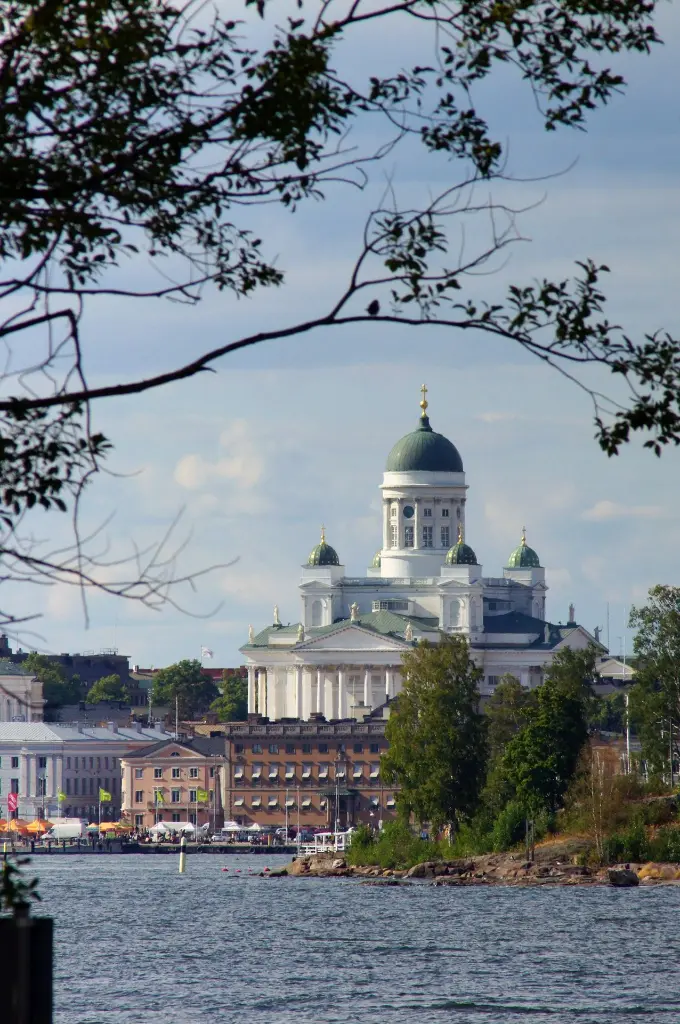 unsplash_vqcsN5Aq3T8_Finland.webp.jpg.jpg.jpg.jpg.jpg.jpg