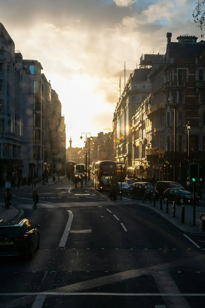 unsplash_LQSMLcdRyFA_England.webp.jpg.jpg.jpg.jpg.jpg.jpg
