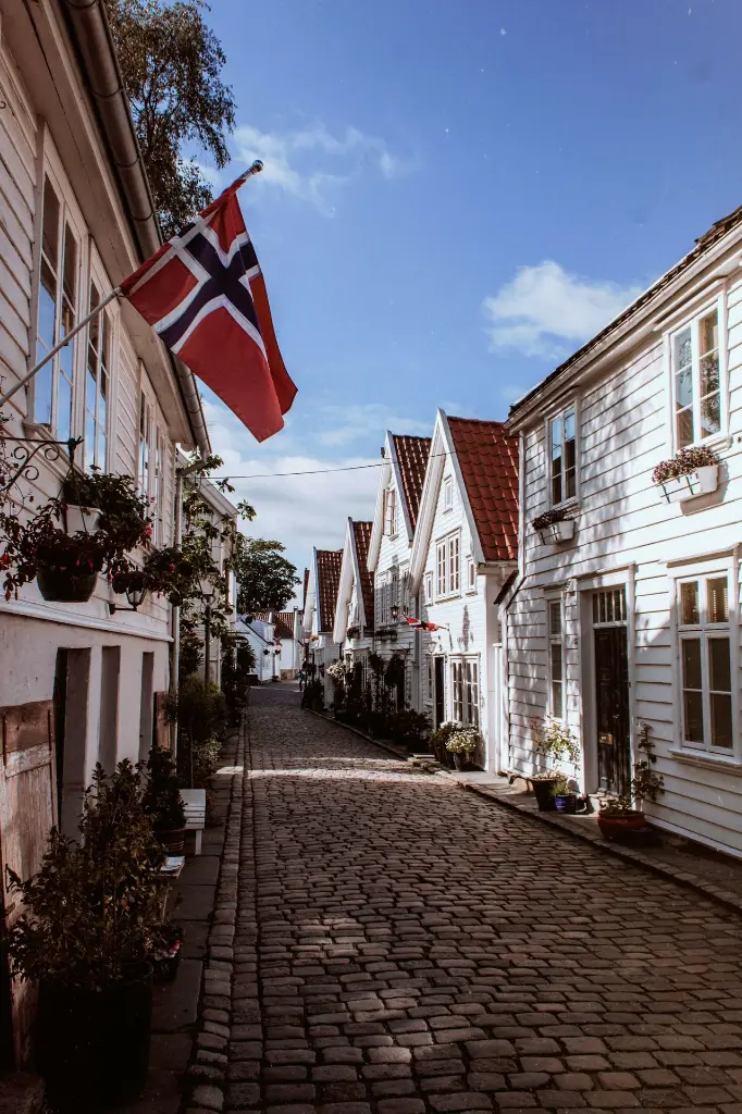 unsplash_MvgiitqaUig_norway.webp.jpg.jpg.jpg.jpg.jpg.jpg