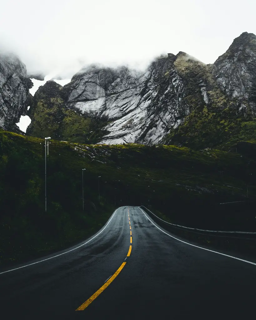 unsplash_40bdwTYf4Zo_norway.webp.jpg.jpg.jpg.jpg.jpg.jpg.jpg.jpg.jpg.jpg