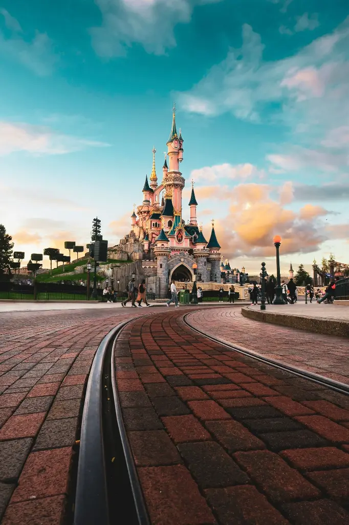 unsplash_g3CR0UJ1CyM_Disney Cruise.webp.jpg.jpg