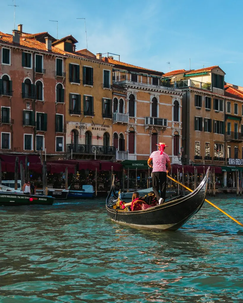 unsplash_tD84XQvB_9k_Italy.webp.jpg.jpg.jpg.jpg.jpg.jpg.jpg