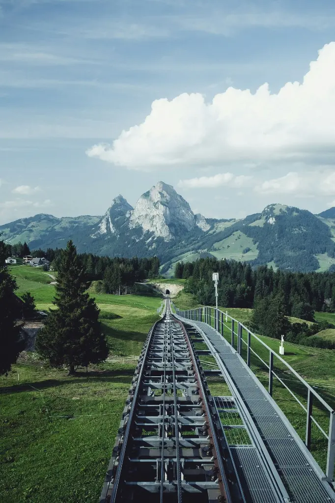 unsplash_iCTHYYzDpKA_Switzerland.webp.jpg.jpg.jpg.jpg.jpg.jpg.jpg.jpg.jpg.jpg