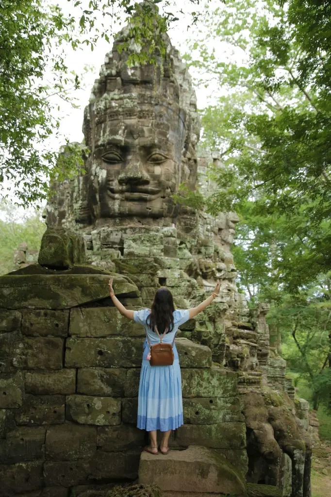 unsplash_fVo3QVCWJbg_Cambodia.webp.jpg