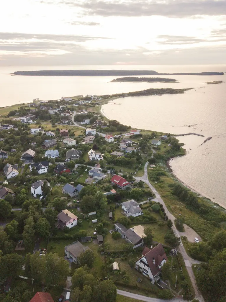 unsplash_CTPYdgtezU8_TALLINN.webp.jpg.jpg