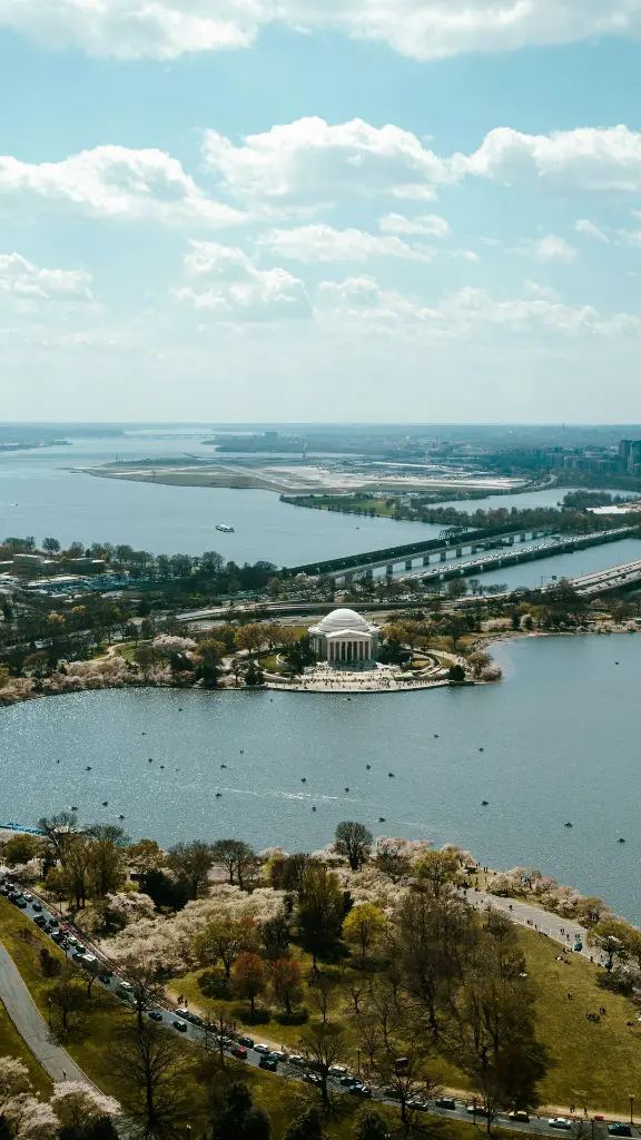 unsplash_5Cp7DHaz-Dc_USA.webp.jpg.jpg