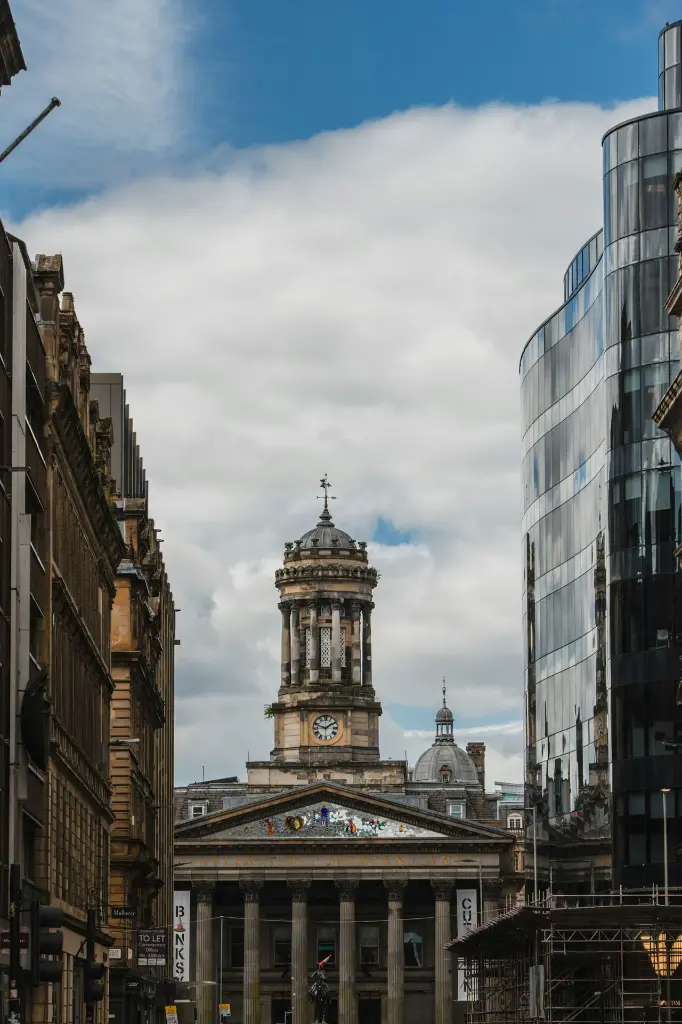 unsplash_5xd0Qb3POkY_EDINBURGH.webp.jpg.jpg.jpg.jpg.jpg