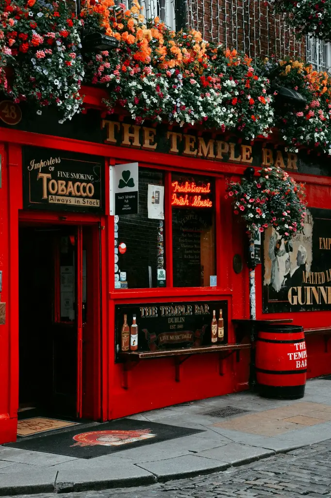 unsplash_5r0jfcr-Yrk_EDINBURGH.webp.jpg.jpg.jpg.jpg.jpg.jpg.jpg.jpg.jpg.jpg.jpg