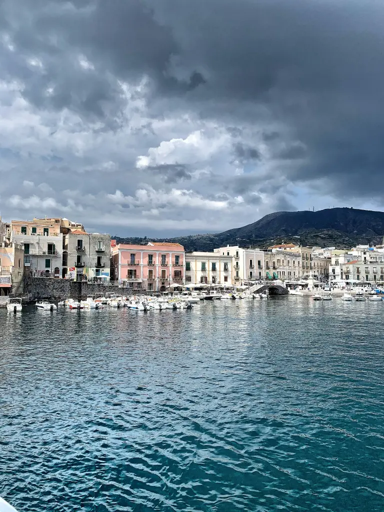 unsplash_Lgz5kWBdu50_PALERMO.webp.jpg.jpg.jpg.jpg