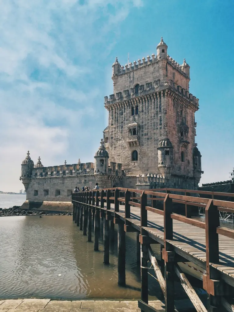 unsplash_mtr8oRtXjmM_Lisbon.webp