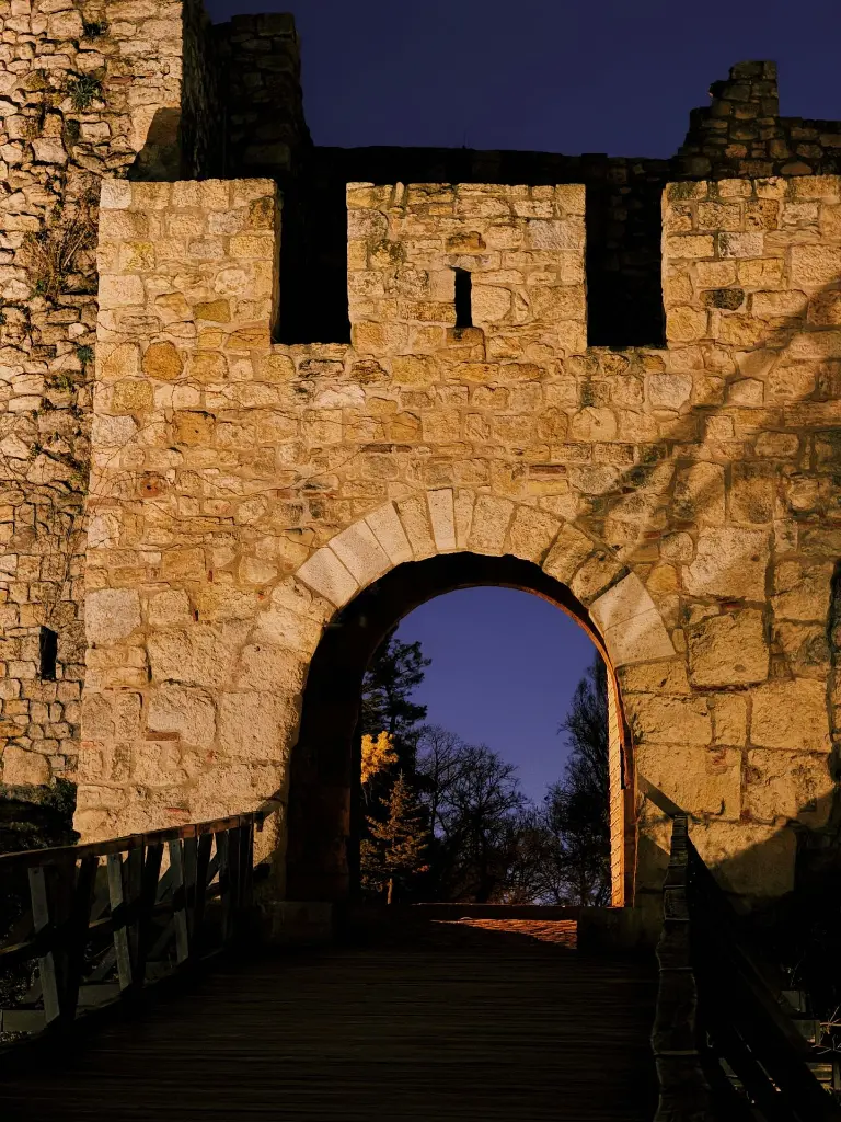 unsplash_P8X3xI722NU_AJLUN FORTRESS.webp