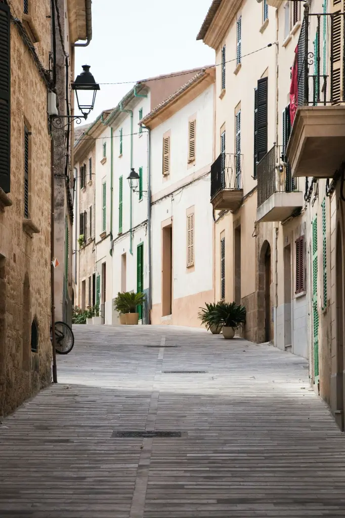 unsplash_qCVaEhS9Jnk_Spain.webp.jpg.jpg.jpg.jpg.jpg.jpg.jpg.jpg.jpg.jpg.jpg