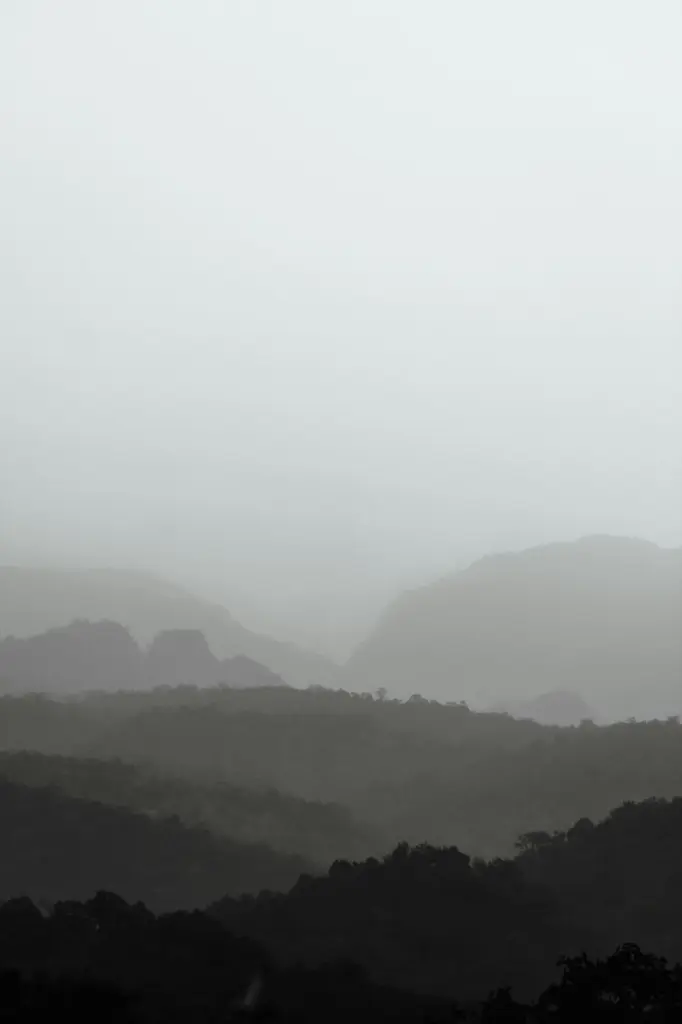 unsplash_MpUMWaq4gbc_Pachmarhi.webp