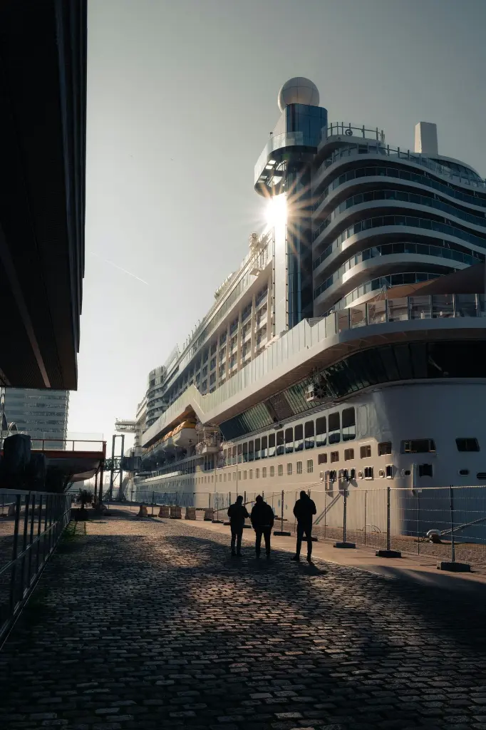 unsplash_EjQxjS9y6yc_Germany Cruise.webp.jpg.jpg.jpg.jpg