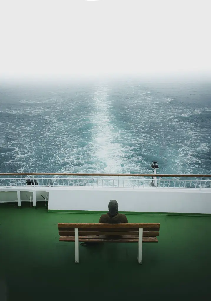 unsplash_5b9p-5ACGrQ_France Cruise.webp.jpg.jpg.jpg