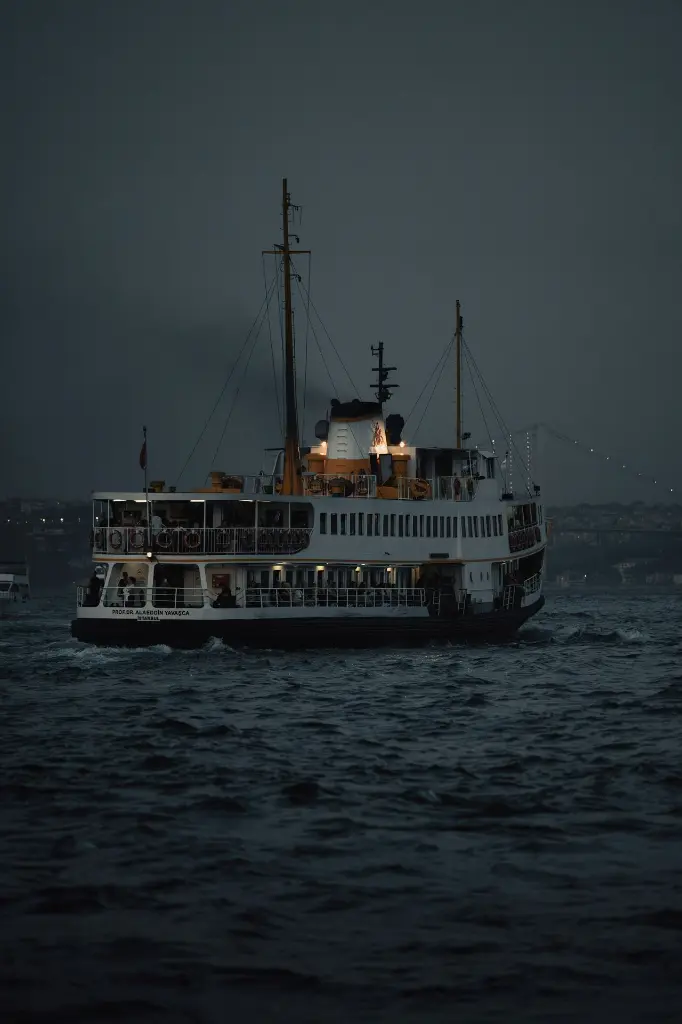 unsplash_EGI5PQrdfHU_Greece.webp.jpg.jpg.jpg