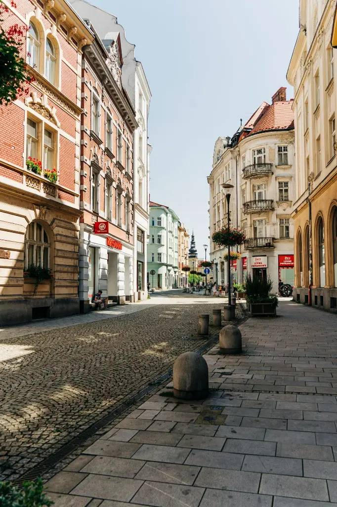 image_1920